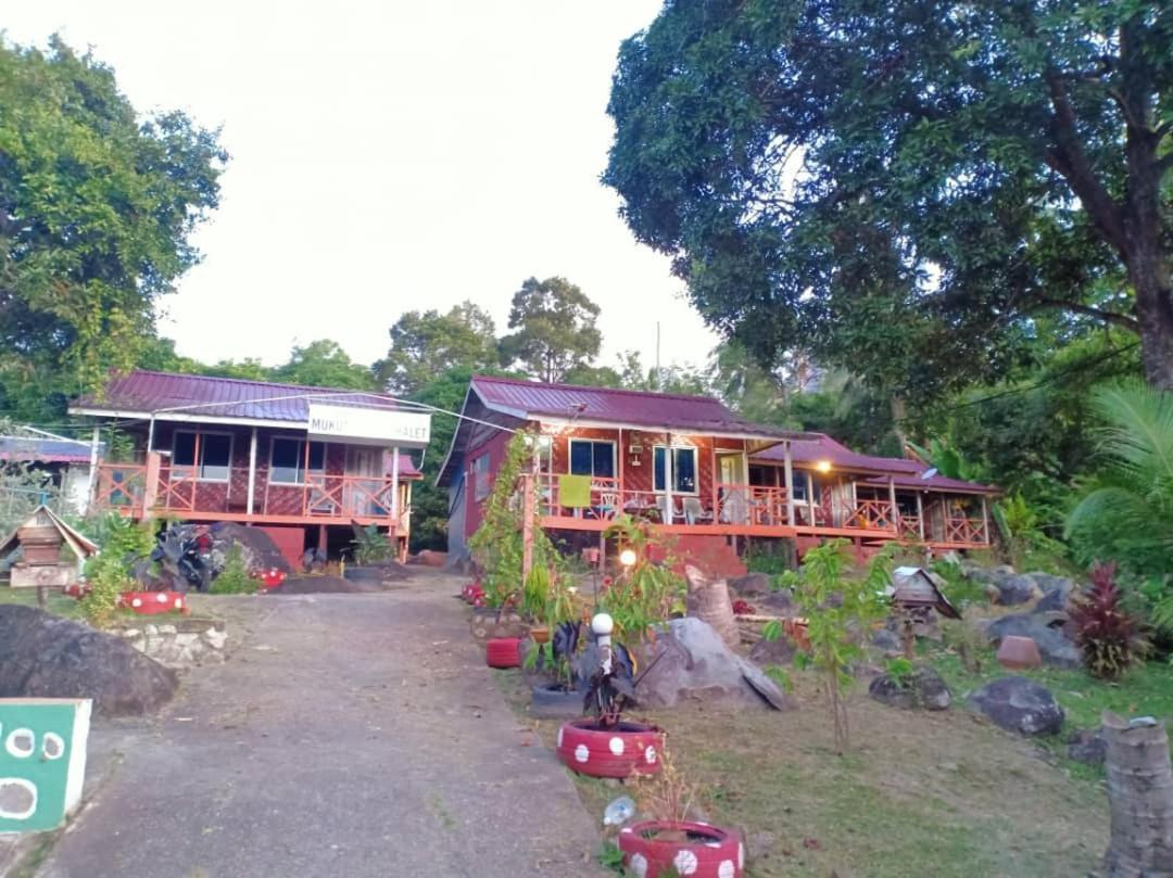 Mukut Coral Chalet Kampong Mukut Exterior foto
